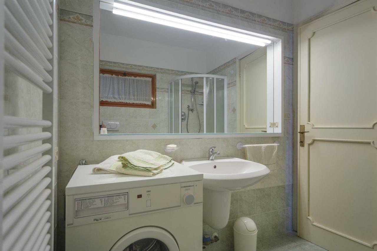 モネーリアCasa Greta. Sea View ,Pool,Parking & Wifiアパートメント エクステリア 写真