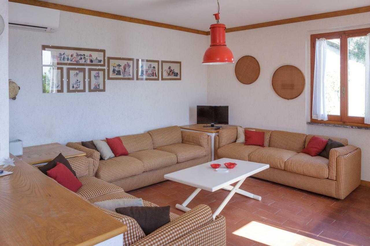 モネーリアCasa Greta. Sea View ,Pool,Parking & Wifiアパートメント エクステリア 写真